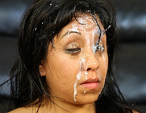 latinathroats_videos_leslie-sierra